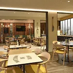 イビス ガル ホテル 3*