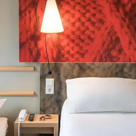 Ibis Gare מלון 3*