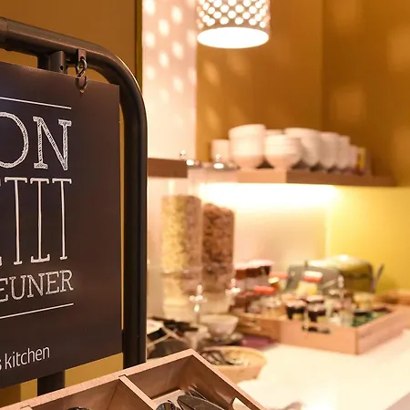 Ibis Gare 3* דיז'ון