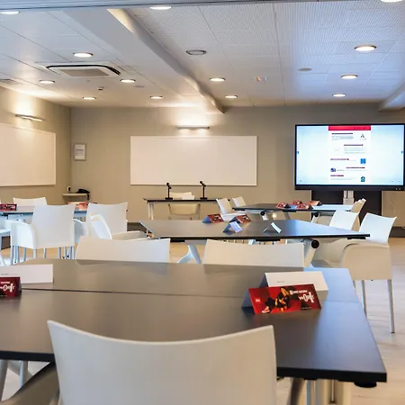 Ibis Gare 3* דיז'ון