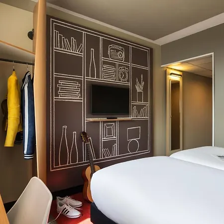 Ibis Gare 3*