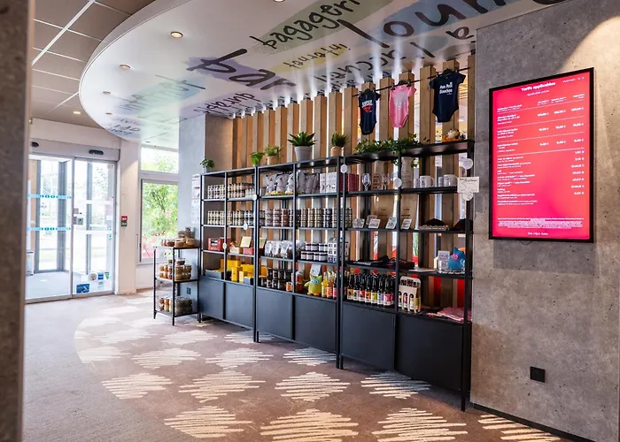 第戎火车站宜必思酒店 酒店